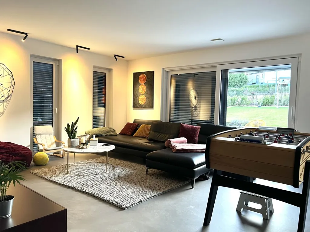 Elutuba - Four-Level House with Garden in Kaundorf