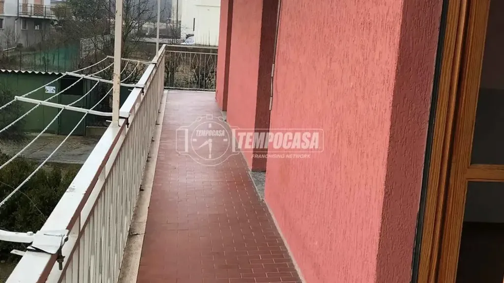 Balcon - Spacious Apartment with Balcony in Pontestura