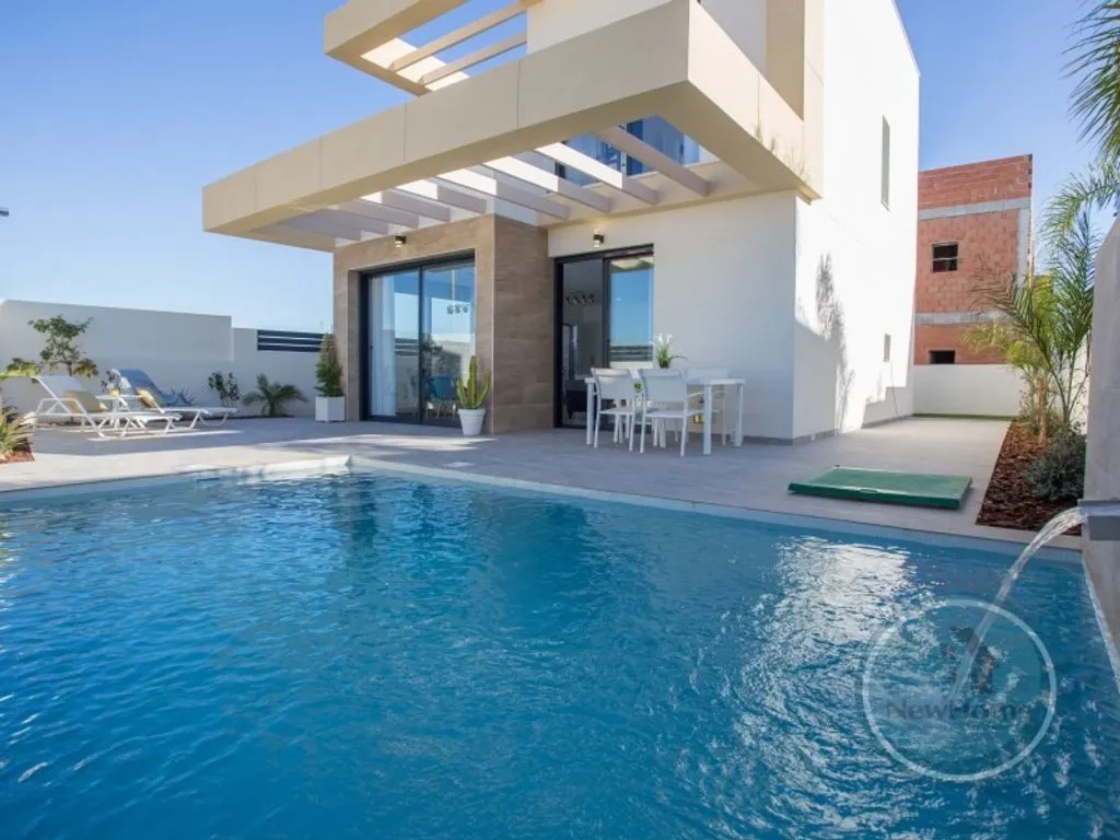 Piscine - Luxury Villa with Pool in Los Montesinos