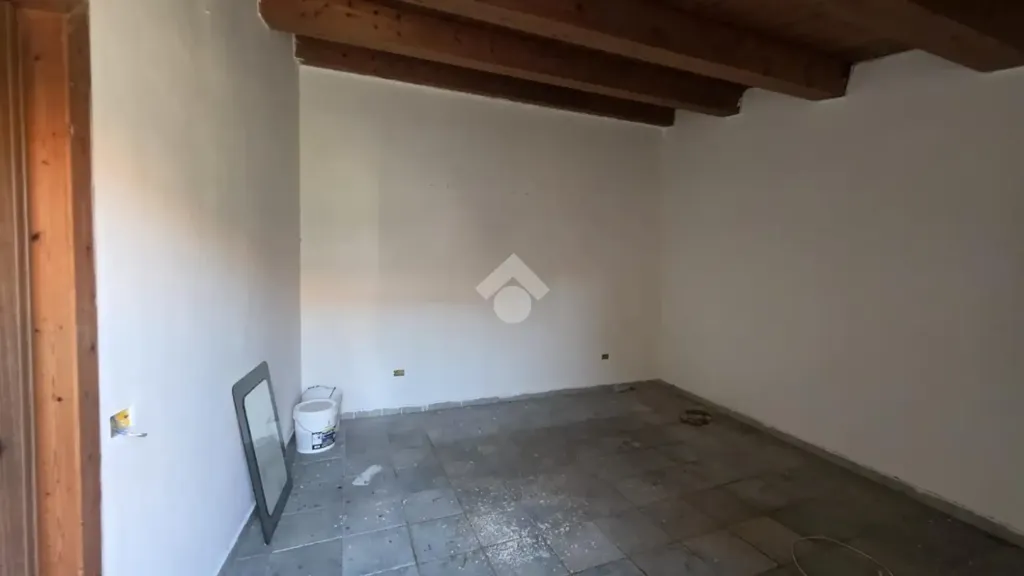 Toad - Three-Bedroom Apartment with Terrace in Sorso