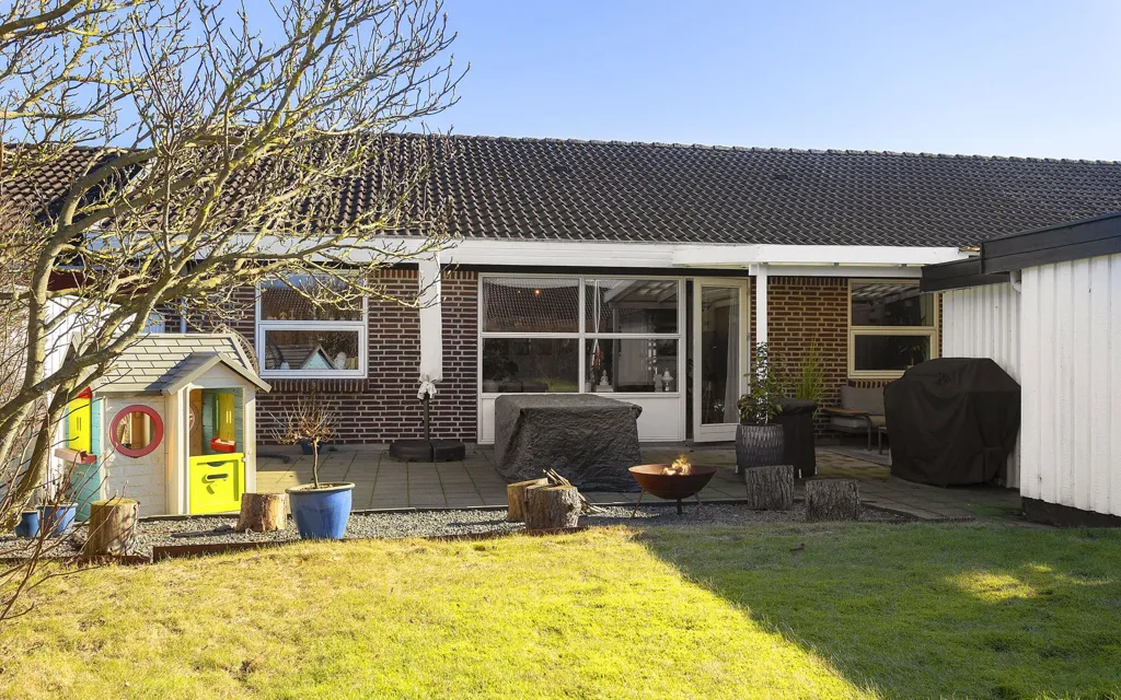 Aed - 1979 Terraced House with Garden in Kolding