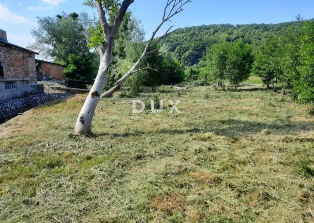 Garden - Agricultural Land with Access Road in Markušec
