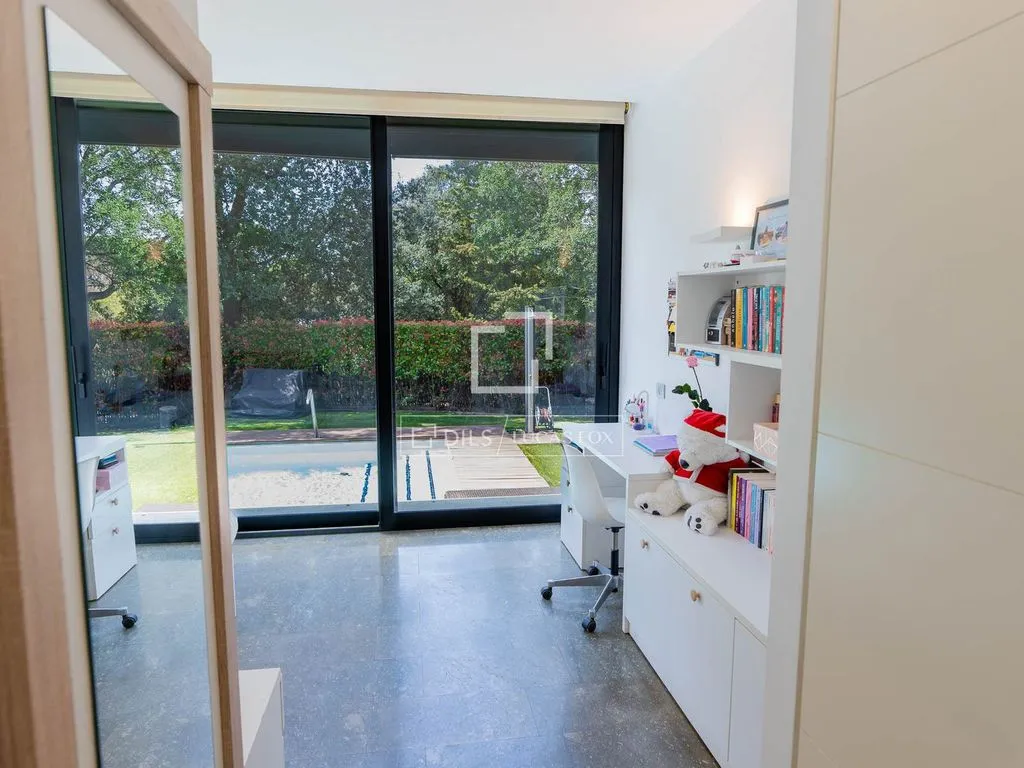 Kabinet - Luxury Villa with Pool in Girona