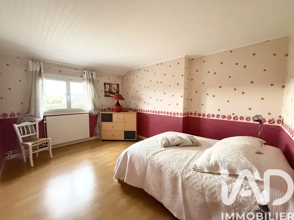 Bedrooms - 1980s House with Pool in Ville-Saint-Jacques