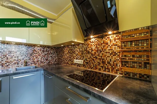 Cuisine - 3-Bedroom Flat with Central Heating in Lasnamäe, Tallinn