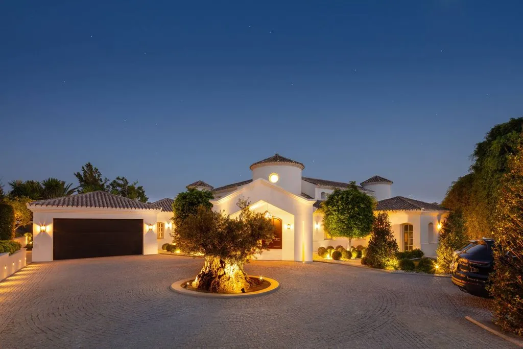 Välivaade - Luxury Villa with Golf Course View in Marbella