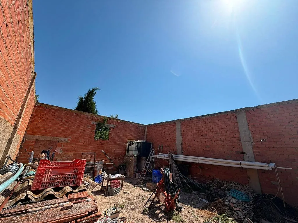 Aed - Rustic House with Pool near Belchite