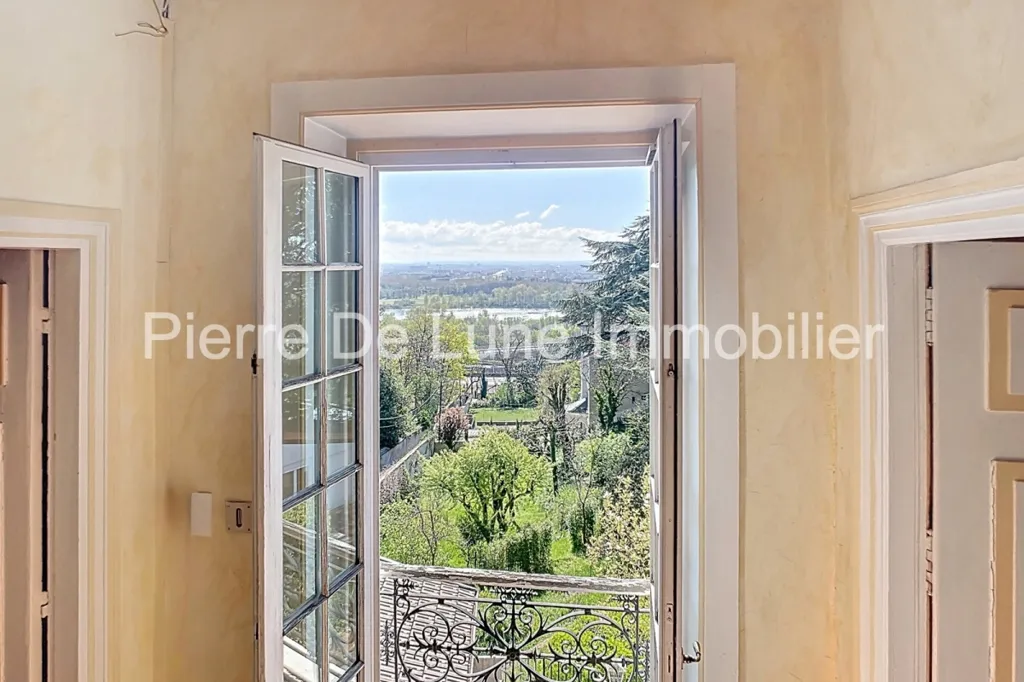 Balcone - Character House with Panoramic View in Caluire-et-Cuire