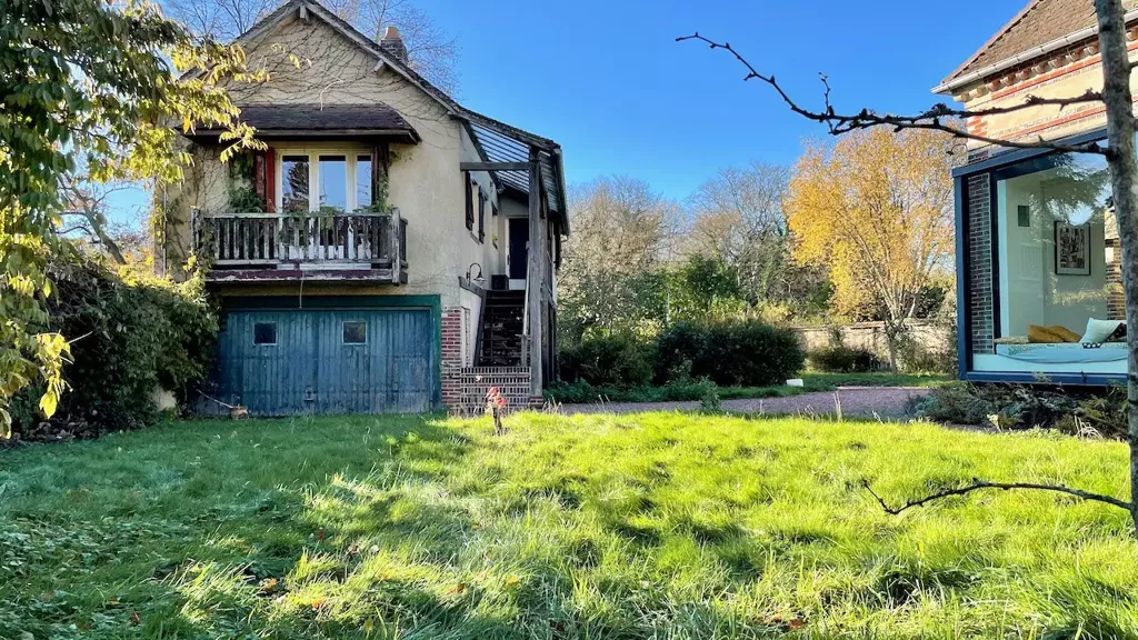 Garten - Historic House with Pergola Pool in Countryside
