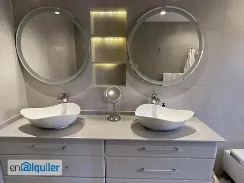 Salles de bain - Duplex with Sea View and Jacuzzi in Estepona