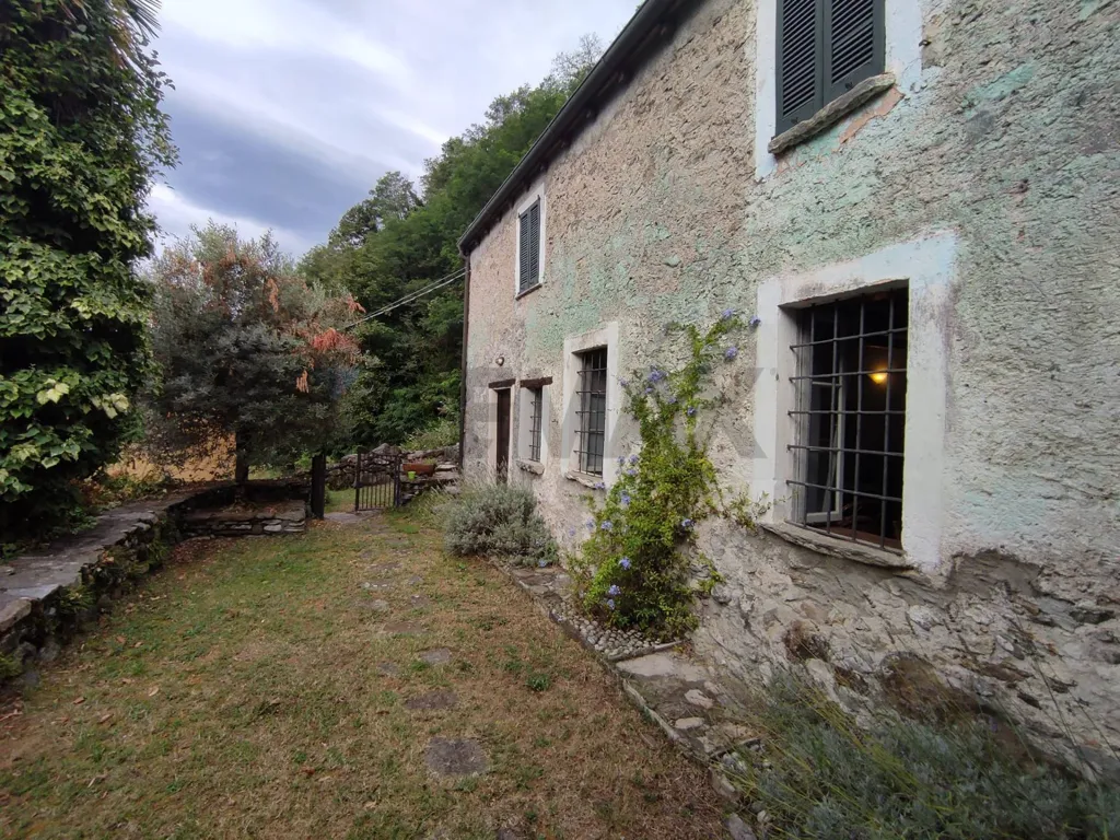 Välivaade - Stone Cottage with Lake View in Gera Lario