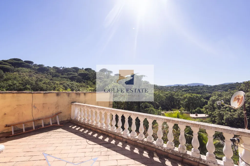 Terrasse - Maison avec Piscine et Vue dans un Domaine Sécurisé à La Croix-Valmer