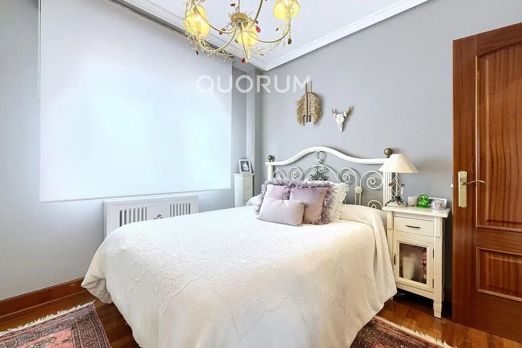 Magamistoad - Spacious Apartment with Balcony in Arrigorriaga