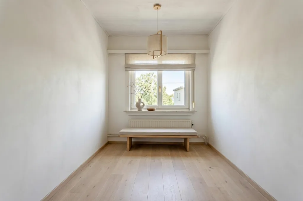 Esik - Instapklare Bel-etage in Stabroek