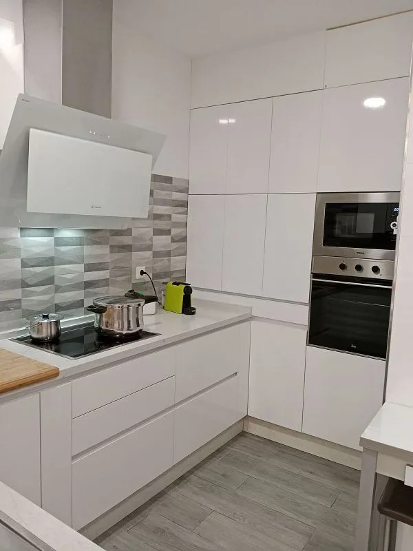 Cuisine - Apartment with Terrace in Isla Chica
