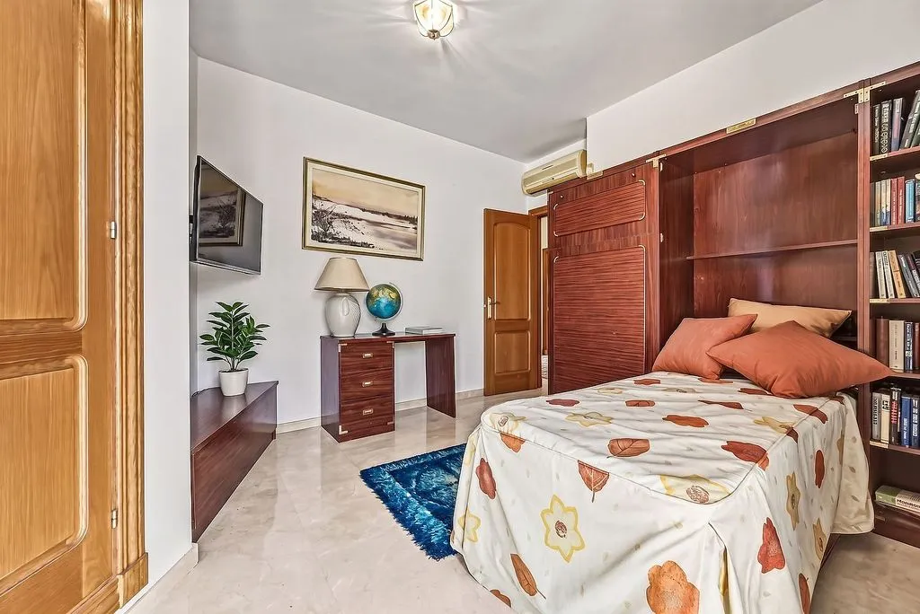 Magamistoad - Chalet with Pool and Terrace in Torrequebrada