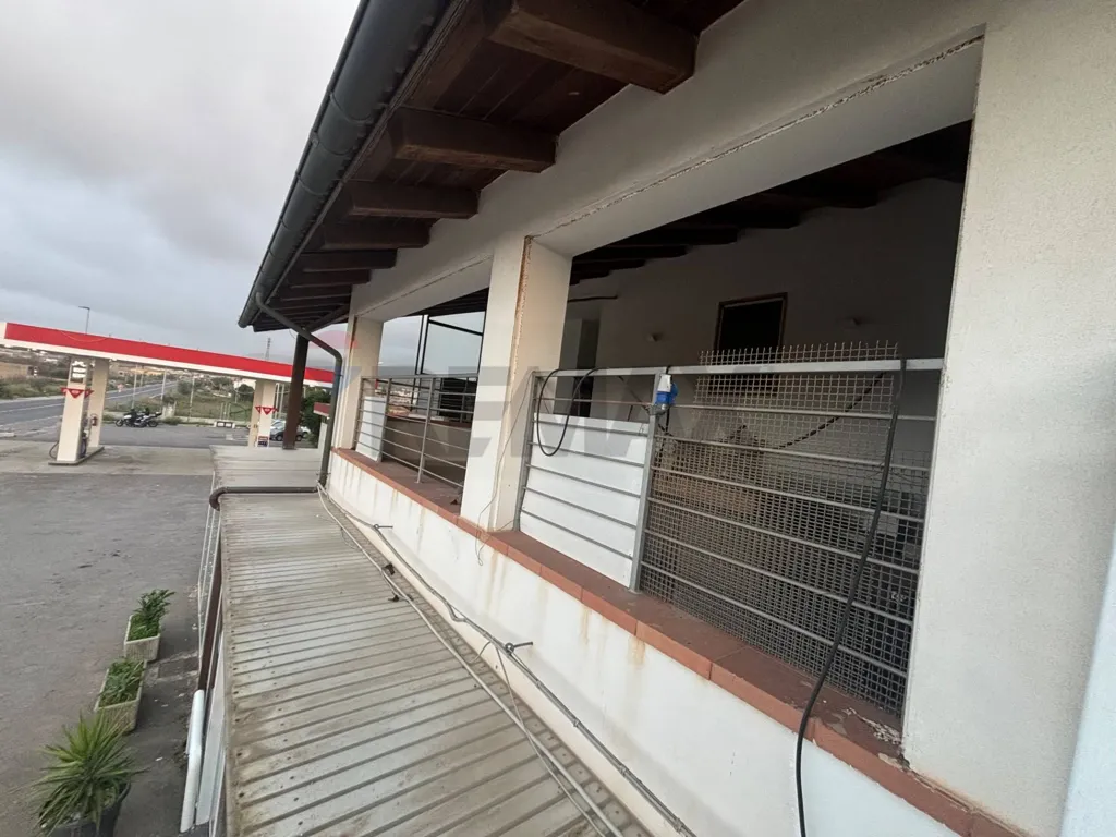 Terrass - Bar Tabacchi with Frontage in Comiso