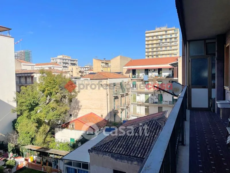 Balcony - Rented Apartment with Terrace in Catania