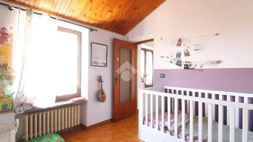 Chambres - 3-Room Apartment with Balcony in Santena