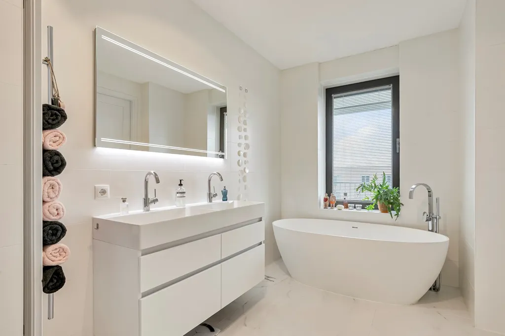 Salles de bain - Luxury Apartment with Balcony in Arnhem