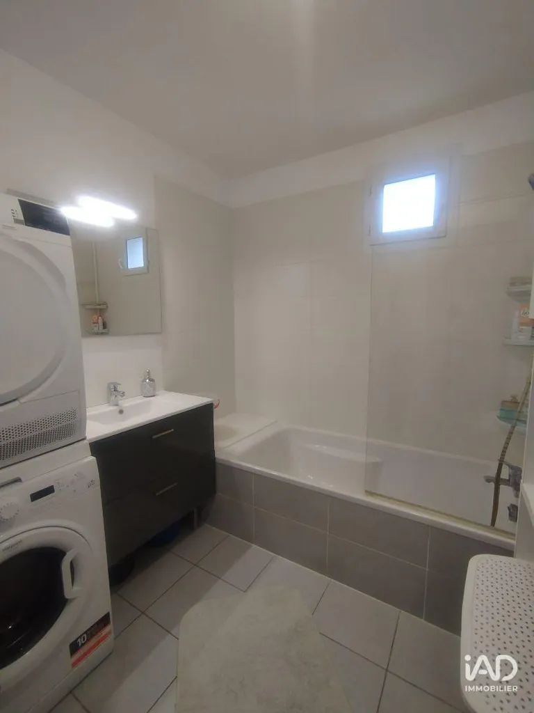 Lavadero - 3-Piece Apartment with Balcony in Albertville