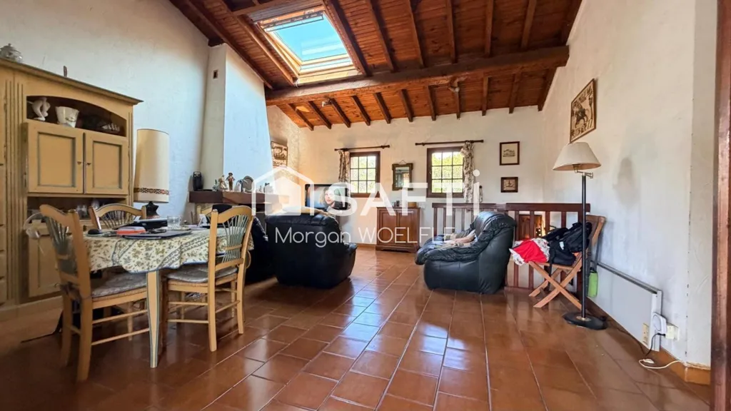 Dining Room - Detached House with Nature View in Tour de Mare
