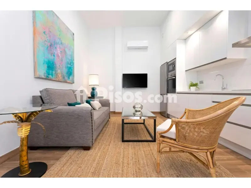 Living Room - Studio Suite with A/C in San Roque-La Calzada