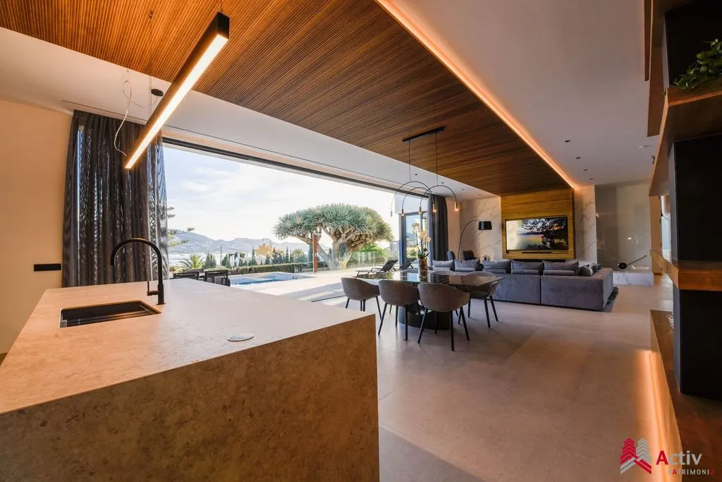Cuisine - Luxury Villa with Sea View in Altea