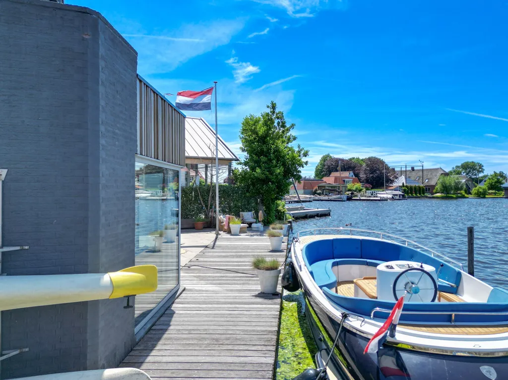 Esterno - Waterfront Villa with Steiger in Oud Ade
