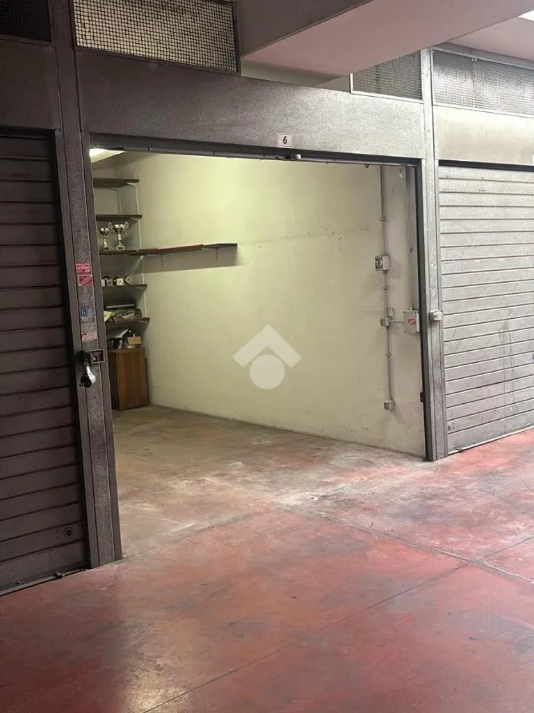 Garaaž - Central Parking Space in Rome