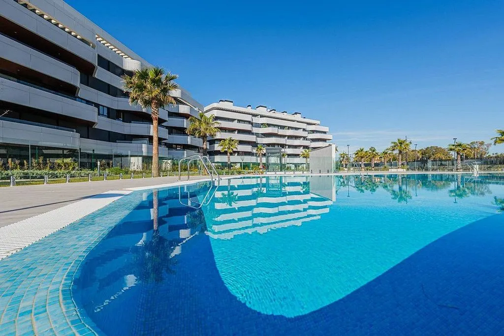 Bassein - Beachfront Penthouse with Sea Views in Torremolinos