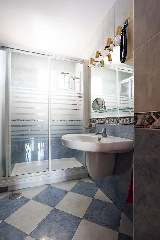 Bagni - Luxury House with Pool in Cordova