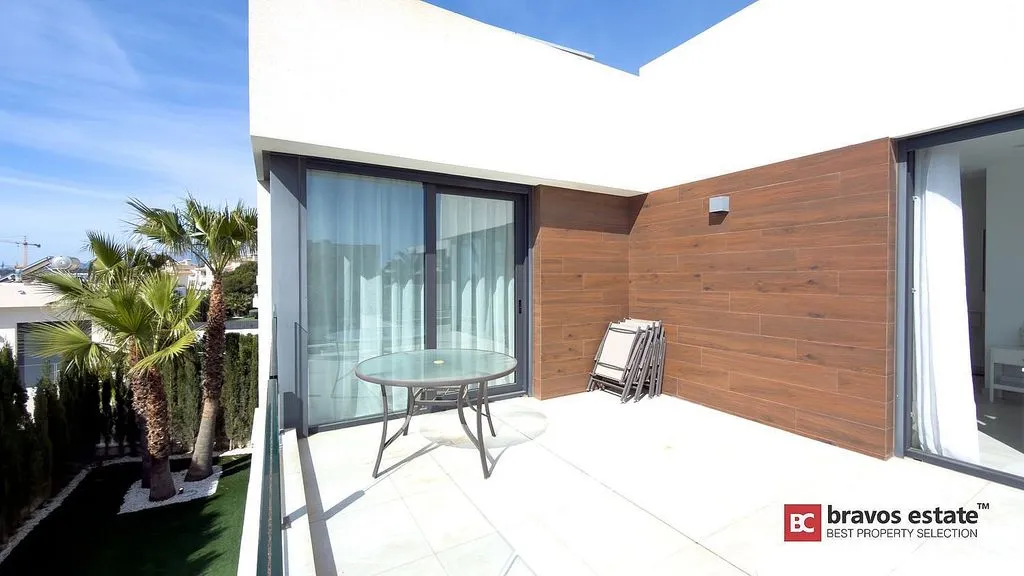 Terrace - Modern Design Villa with Sea View in Benidorm