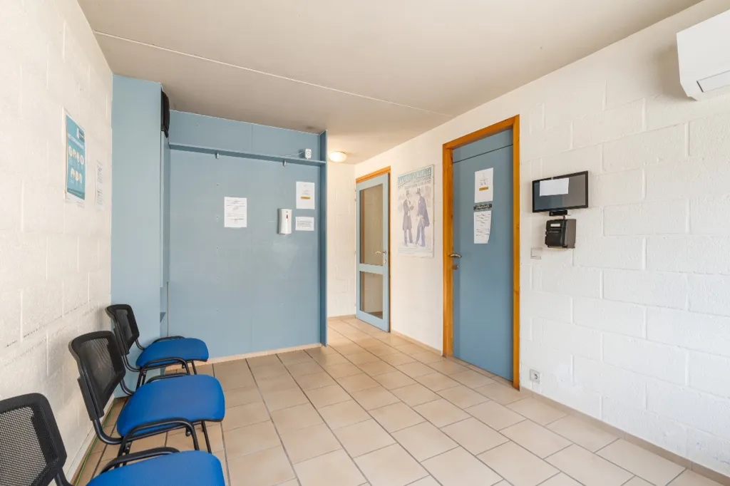 hallway_entrance