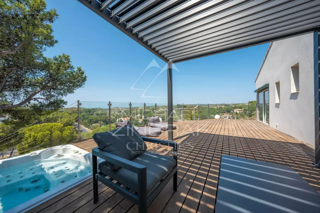 Terrass - Villa with Sea View in Ensues-la-Redonne