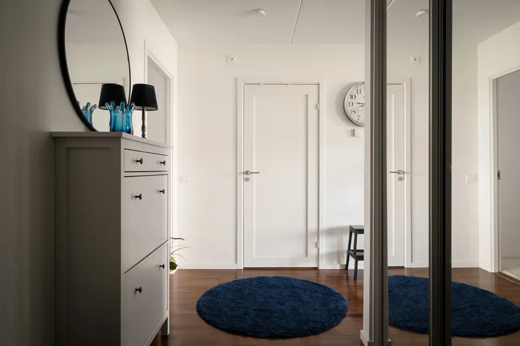 Esik - Three-Room Apartment with Two Balconies in Hovås
