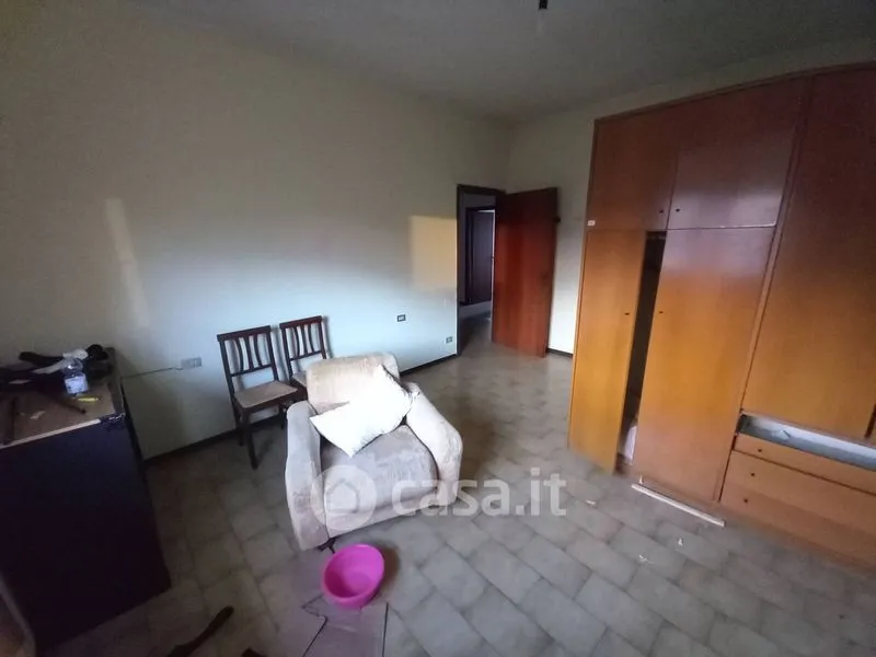 Magamistoad - Five-Room Apartment with Parking in Montopoli