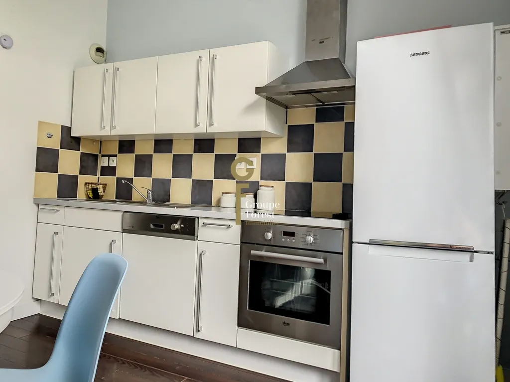 Cuisine - Appartement Meublé avec Balcon à La Madeleine