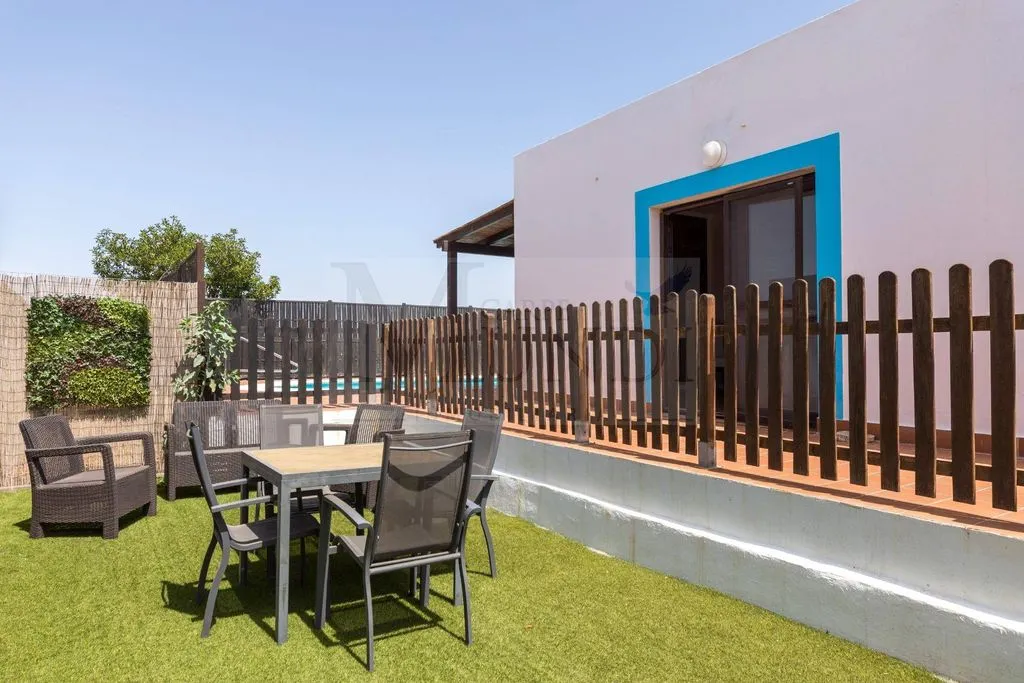 Terrasse - Luxury Villa with Pool in Villaverde, Getafe
