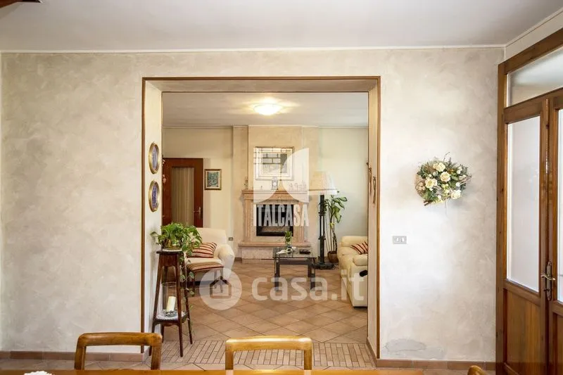 Salle à manger - Rustic Farmhouse with Garden in Roverbella