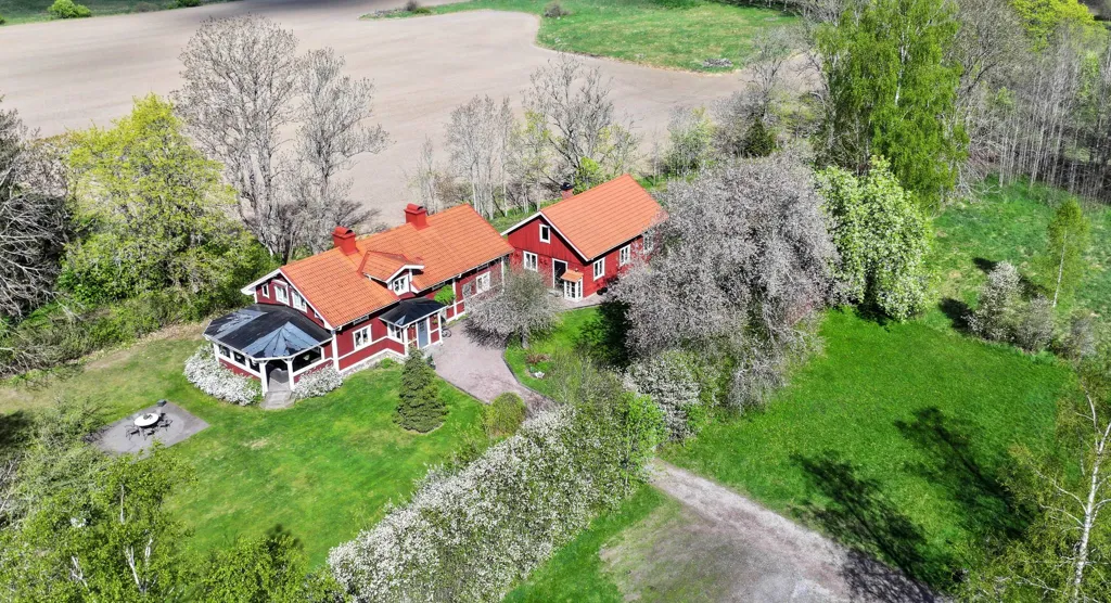 Maison 8 pièces à Heby kommun