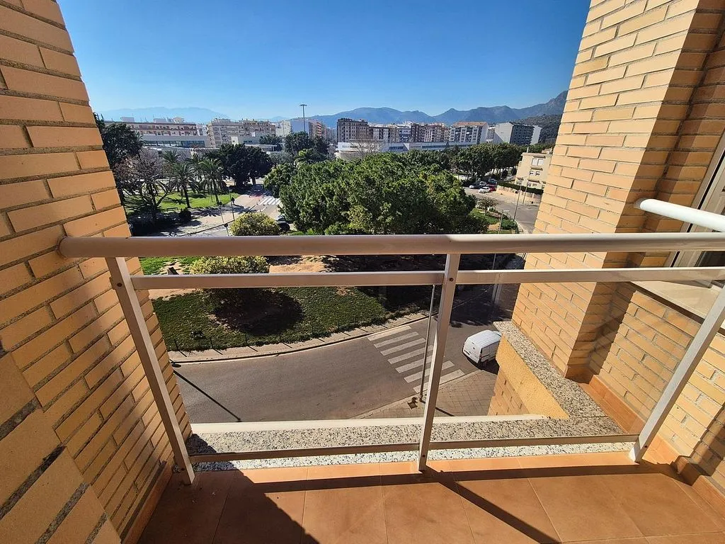 Balcón - Ático duplex con terraza en Carrer de l'Estatut Valencià