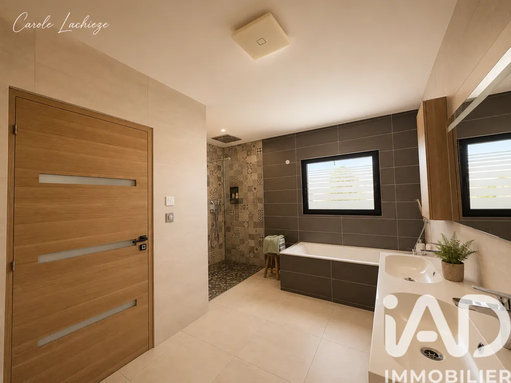 Vannitoad - Contemporary Villa with Pool in Juvignac