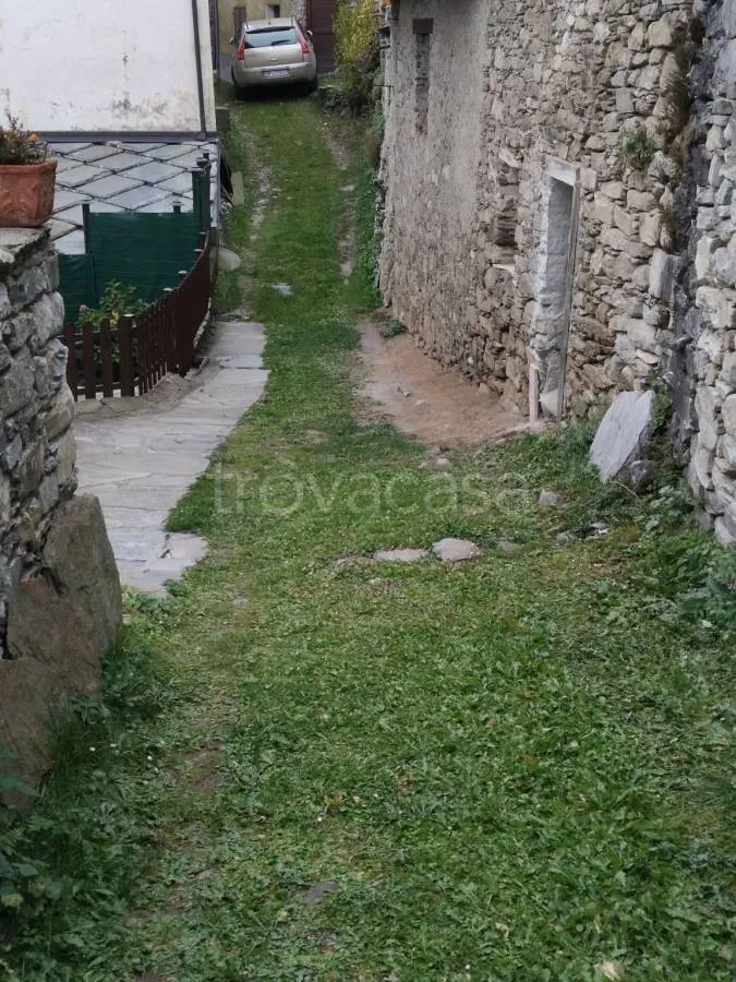 Jardin - Casale with Balcony in Oncino