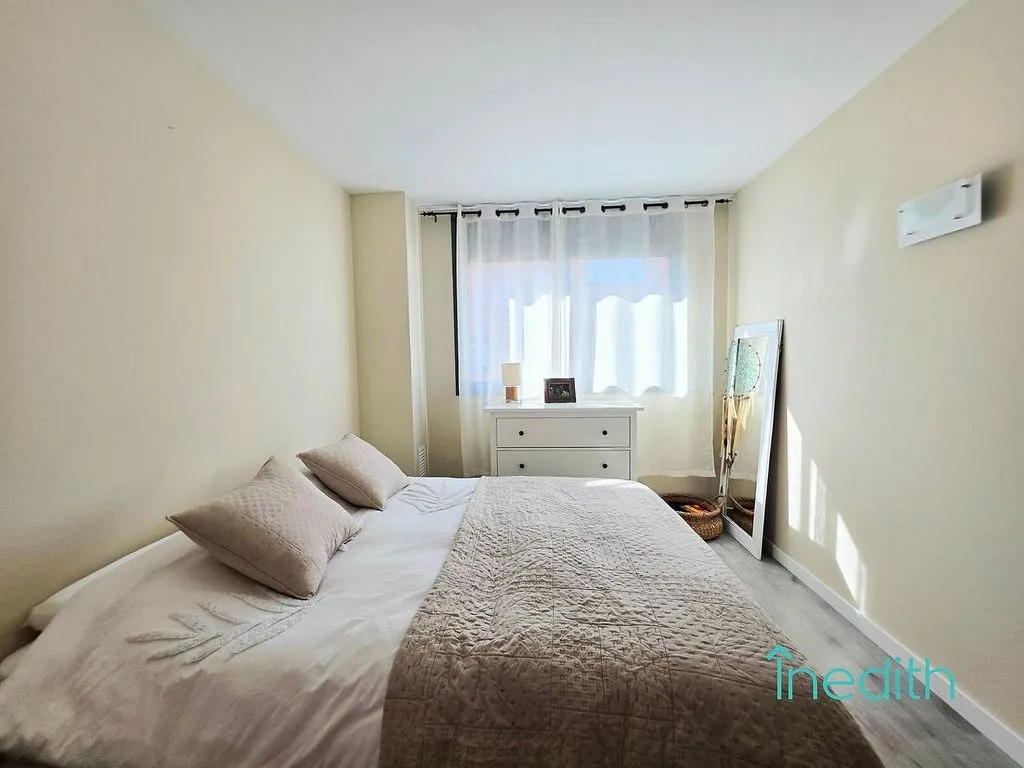 Chambres - Duplex Apartment with Pool in Central Castelldefels