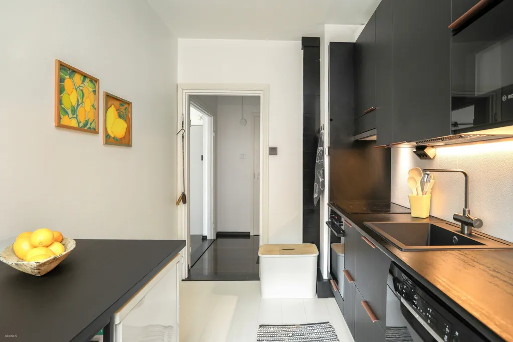 Cuisine - Modernised Apartment with River View in Heinola