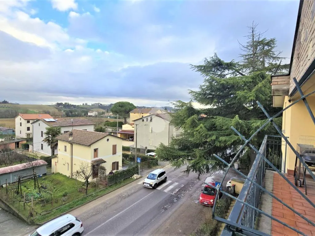 Balcony - Modern Apartment with Balcony in Perugia