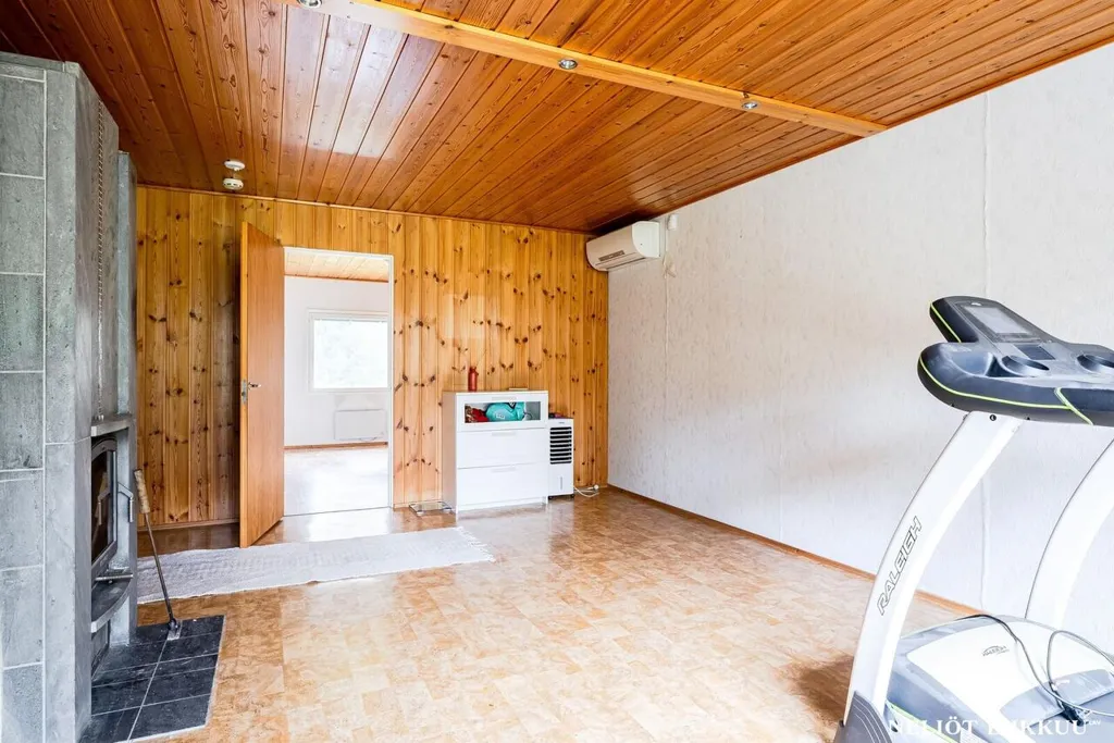 leisure_room