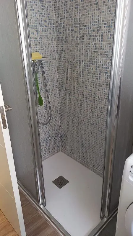 Salles de bain - TWO-Bedroom Flat with Terrace in Zubia
