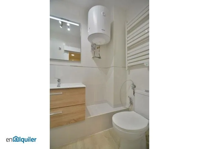 Vannitoad - Modern Studio with Air Conditioning in Retiro